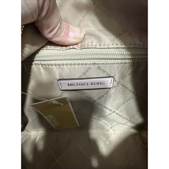 Michael Kors Medium Duffle Bag Satchel Light Powder Blush Pink MK Signature - Picture 11 of 13